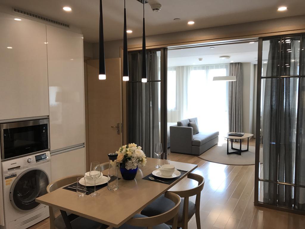 One Sunland Serviced Suites Managed By Lanson Place Шанхай Стая снимка