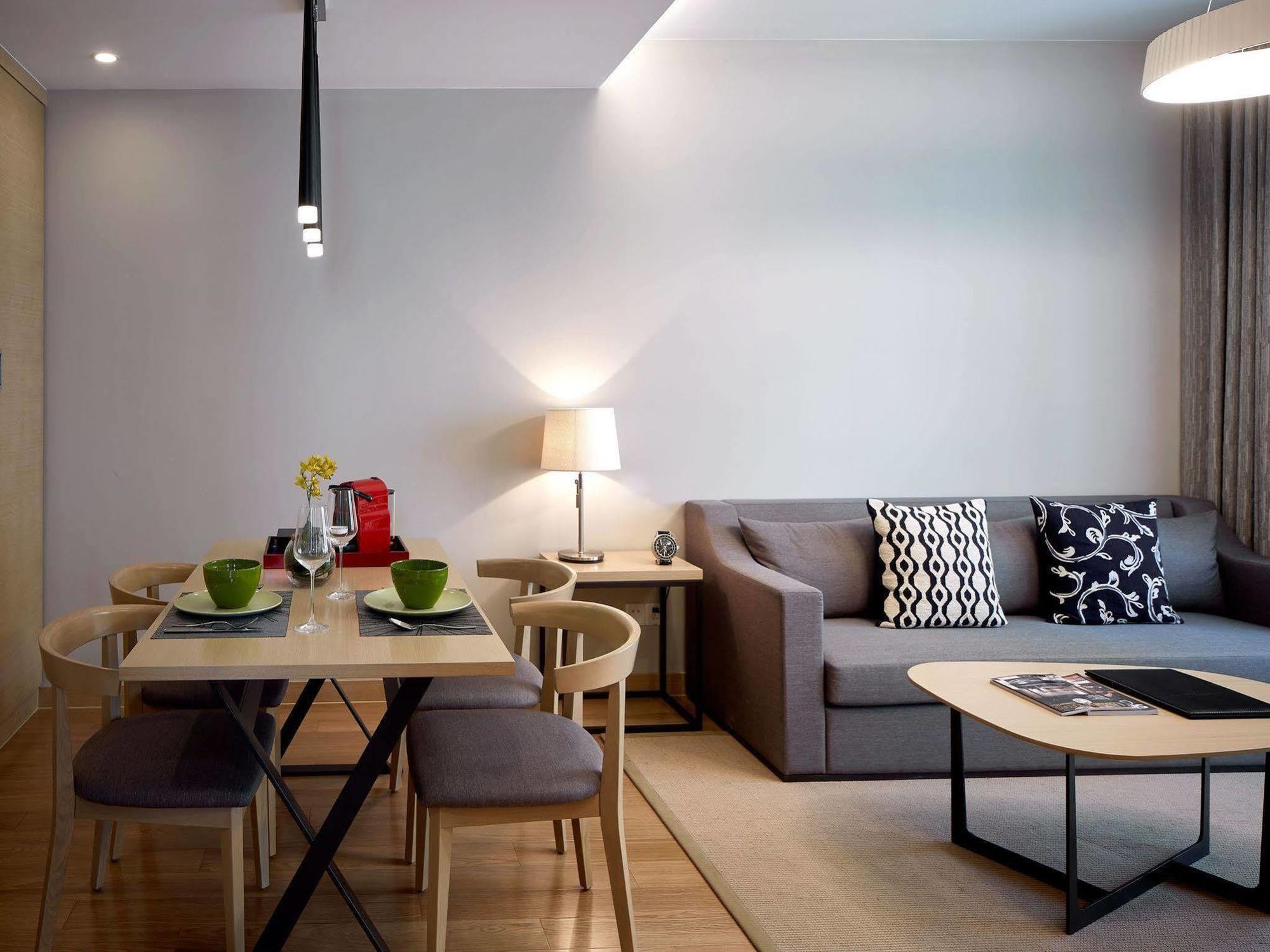 One Sunland Serviced Suites Managed By Lanson Place Шанхай Екстериор снимка